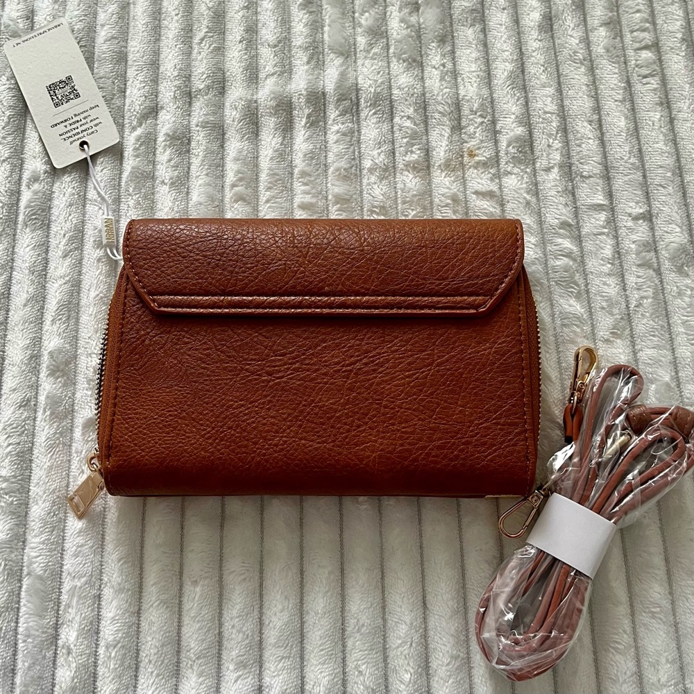 Urban Expressions Brown Vegan Leather Women's Crossbody - Picture 4 of 4